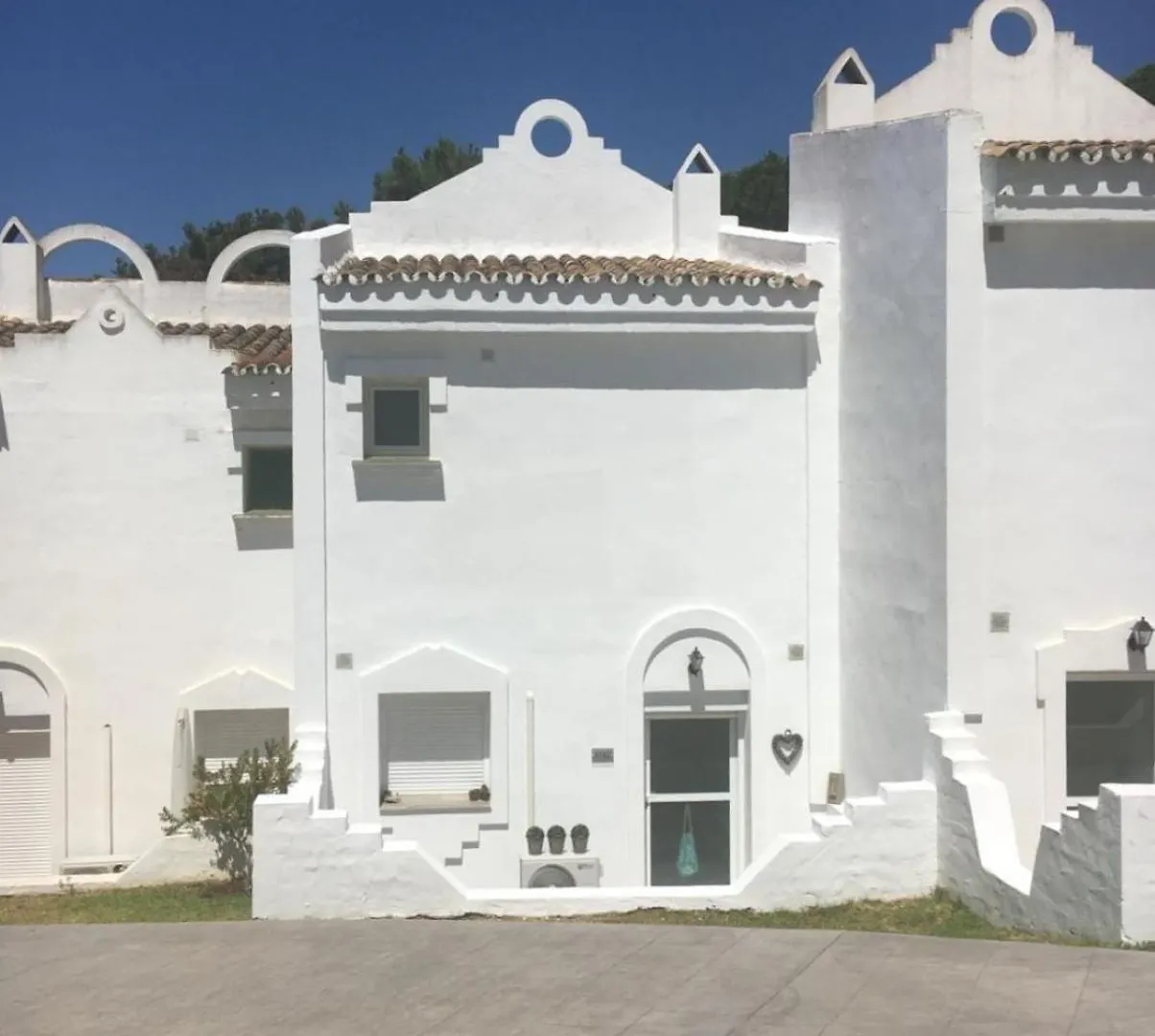Casa Chico 2 Bedroom Townhouse 1 Mile From Marina & Beaches Marbella İspanya