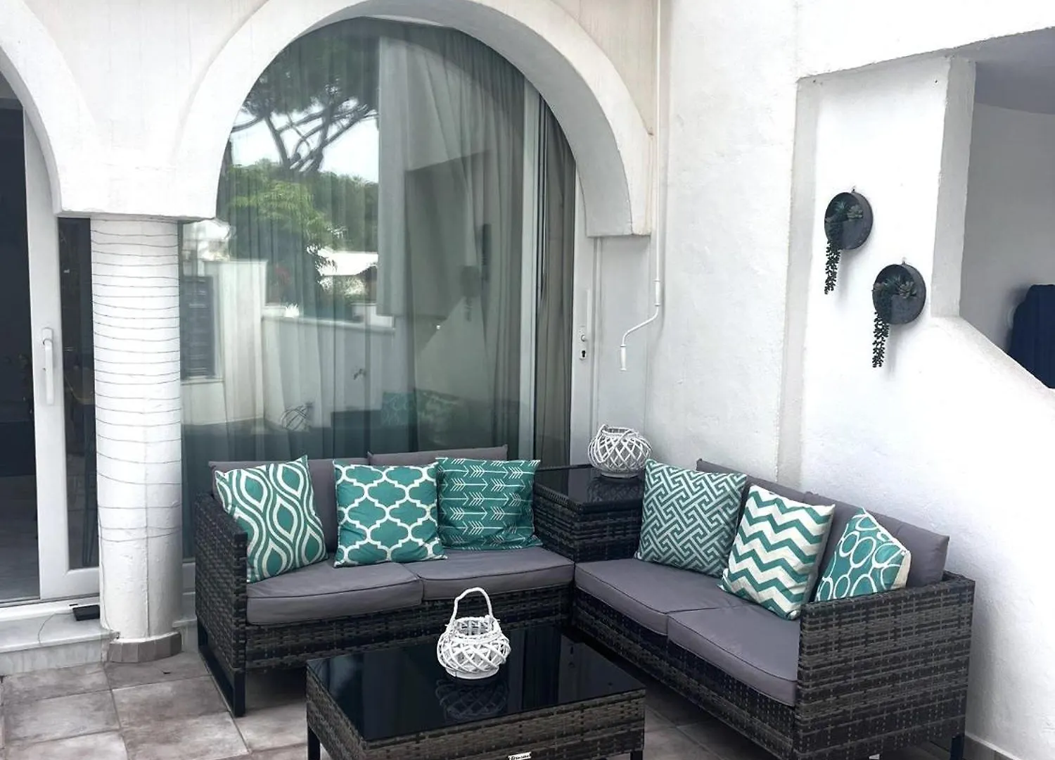 Casa Chico 2 Bedroom Townhouse 1 Mile From Marina & Beaches Marbella Daire
