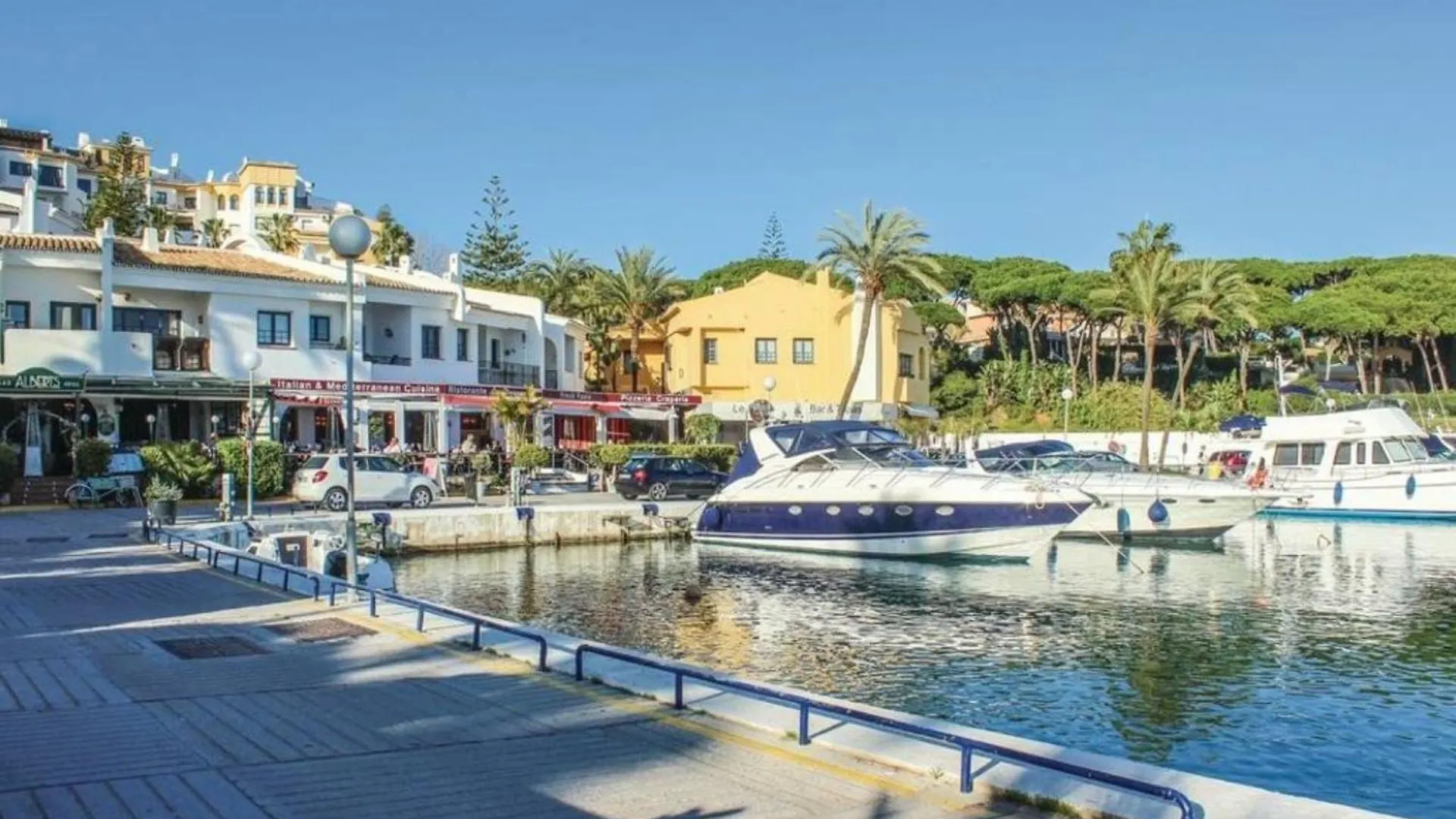 Casa Chico 2 Bedroom Townhouse 1 Mile From Marina & Beaches Marbella İspanya