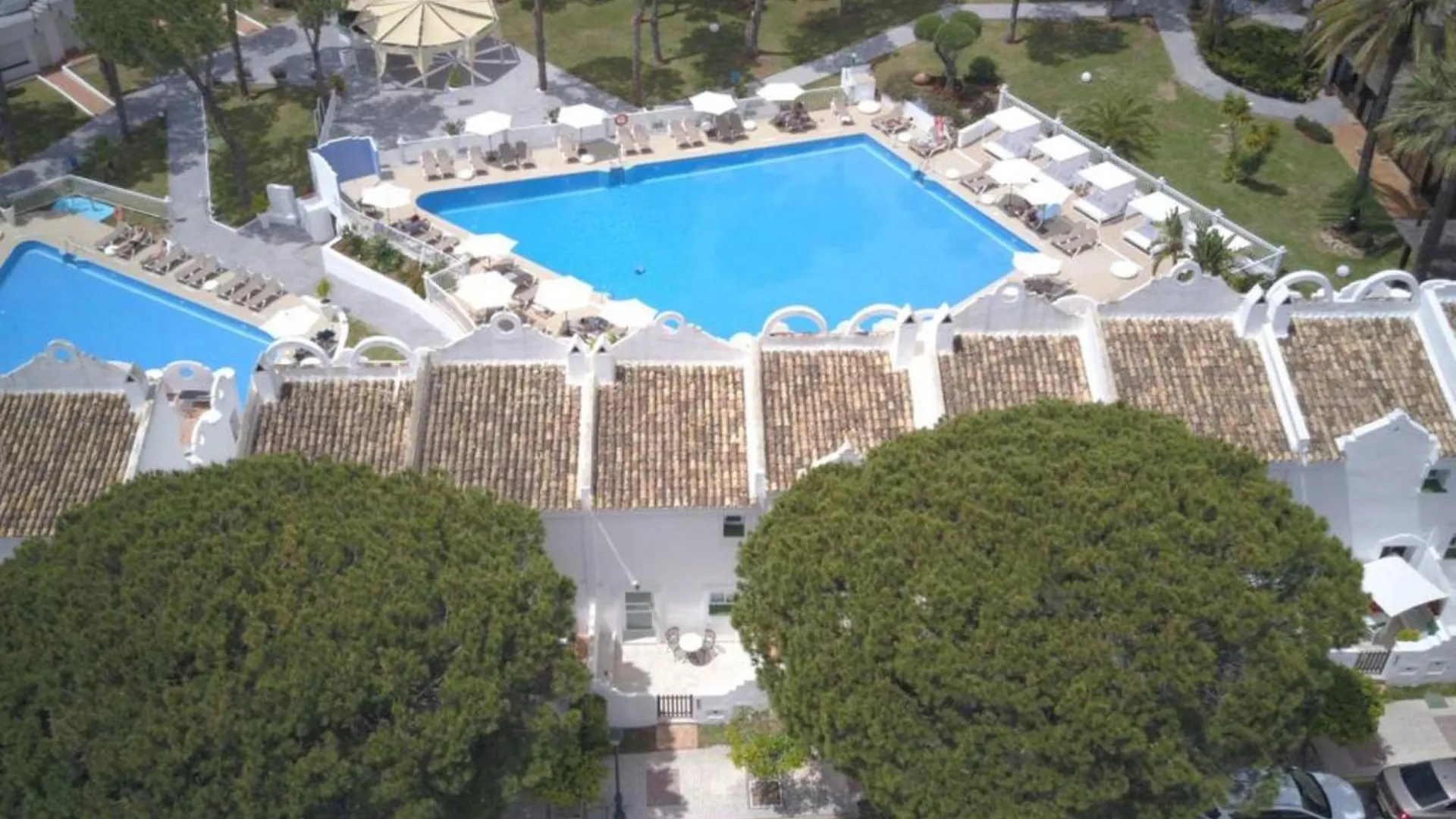 Casa Chico 2 Bedroom Townhouse 1 Mile From Marina & Beaches Marbella 0*,  Spanien